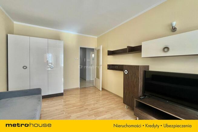 2 pokoje/ osobna kuchnia z oknem /balkon/Marchołta