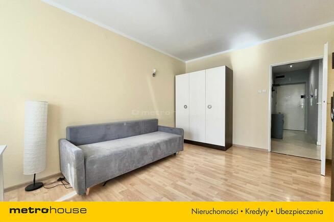 2 pokoje/ osobna kuchnia z oknem /balkon/Marchołta