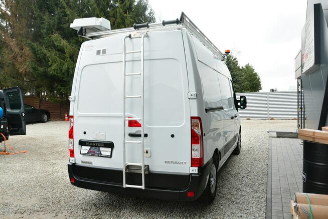 Renault Master średniak L2H2 3 osobowy blaszak pełna opcja regały serwis warsztat
