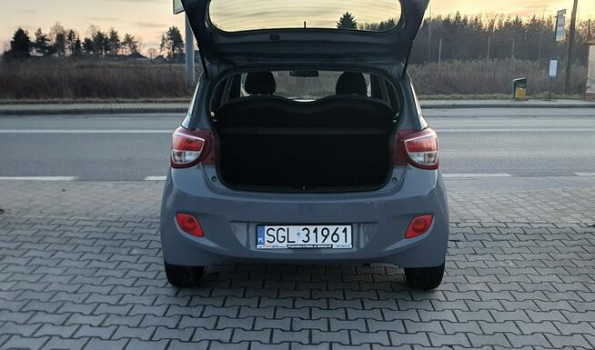 Hyundai i10 1,2 /LEDY/Alufelgi/Podgrzewana kierownica+fotele/Zestaw głośnomówiący