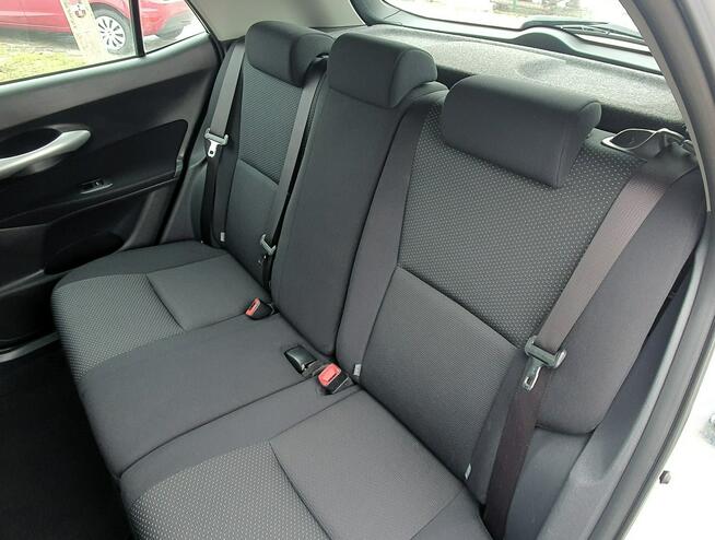 Toyota Auris Klimatronik 2 strefy/6 biegów/Tempomat/Hak/Alufelgi
