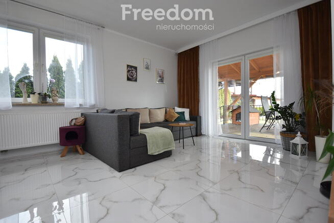 Dom wolnostojący, garaż pompa ciepła, fotowoltaika