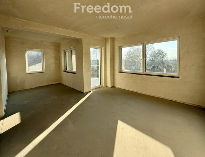 Apartament 3 pokoje, taras – nowy