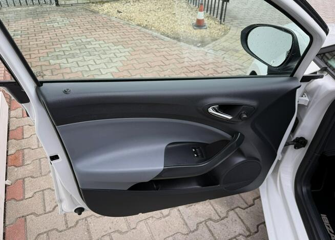 Seat Ibiza 1,2 70ps*Bezwypadkowy-ORYGINAŁ*Klima*Serwis*Wzorowy-Stan*DOINWESTOWANY