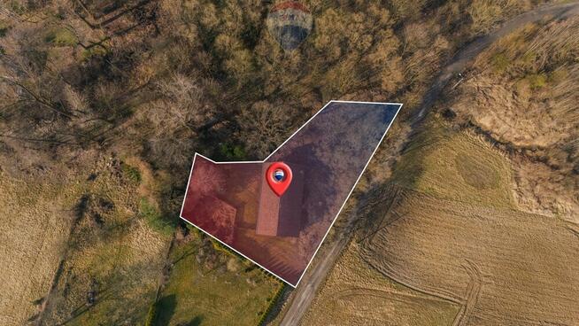 Dom z działką na sprzedaż