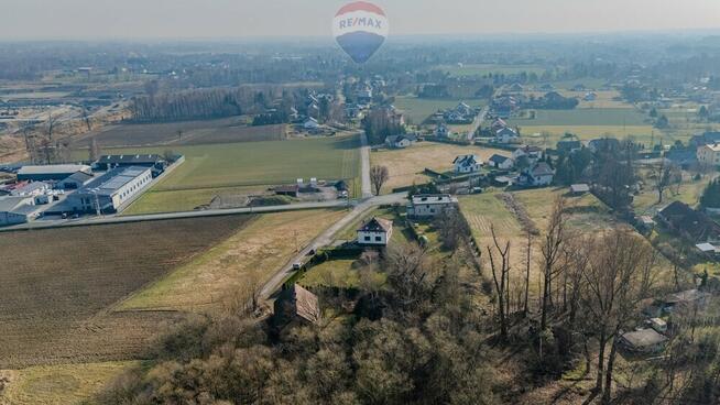 Dom z działką na sprzedaż
