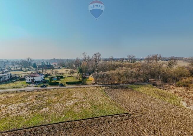 Dom z działką na sprzedaż