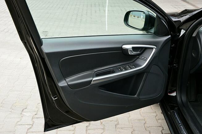 Volvo S60 LiFt 2,0D Ledy Digital City Skóra Navi Klimatronik Full Opcja