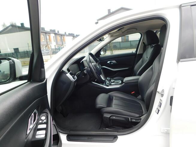 BMW 318 2.0D z Gwarancją Line Shadow Model 2022r