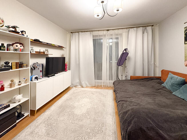 Kawalerka z osobną kuchnią ul. Fieldorfa-Nila, 32m