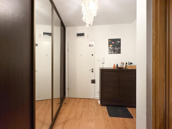 Kawalerka z osobną kuchnią ul. Fieldorfa-Nila, 32m