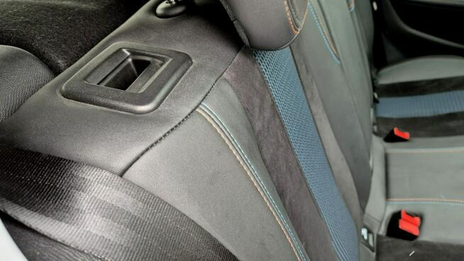 Peugeot 308 1.2 130KM Panorama Alcantara alu Nawigacja Tablet