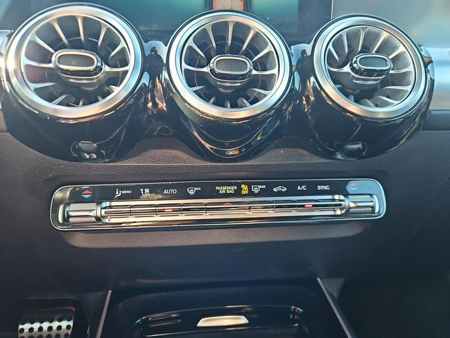 Mercedes GLB AMG_306KM_7-osobowy_4-Matic_8G-DCT_LED_Ambiente_FV23%