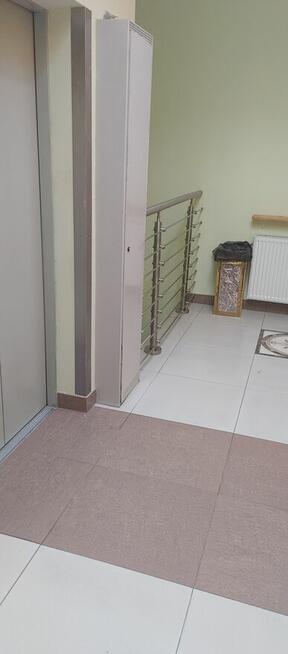 Apartament z Miejscem w Garażu Super