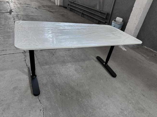 Syndyk sprzeda używane meble Ikea