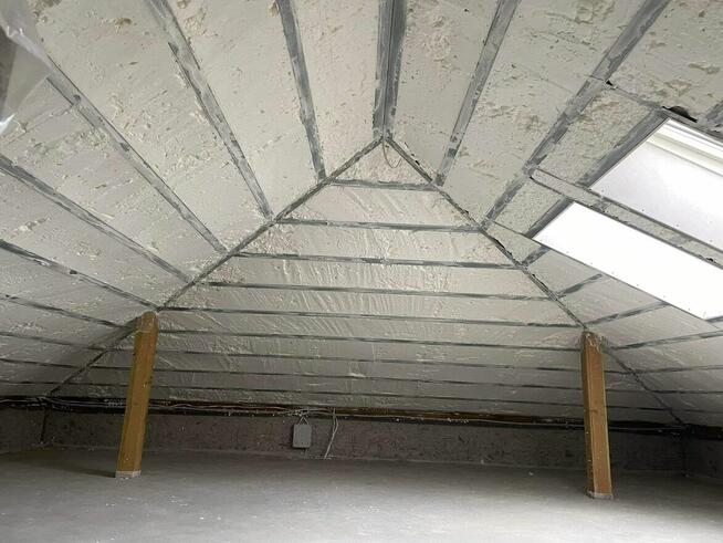 OCIEPLENIE PIANĄ PUR - OLSZTYN