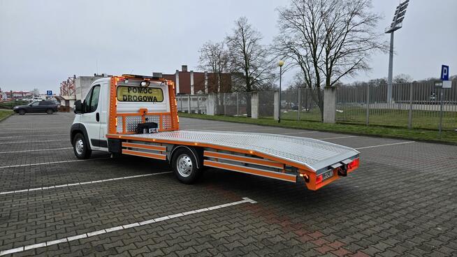 Renault master producent najazdów autolaweta LEO-CAR zabudow