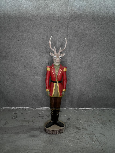 Syndyk sprzeda dekoracje - figurki jeleni