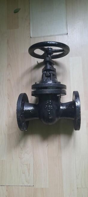 Sprzedam zasuwe do wody 50milimetrow