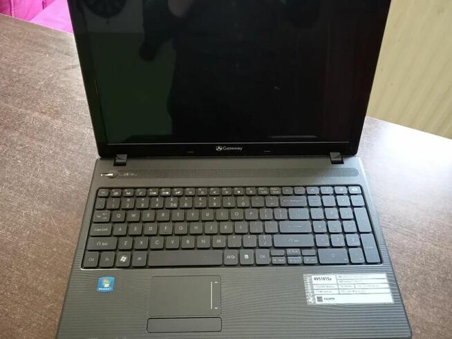 sprzedam laptopa duzo gratisow ramy i inne cześci