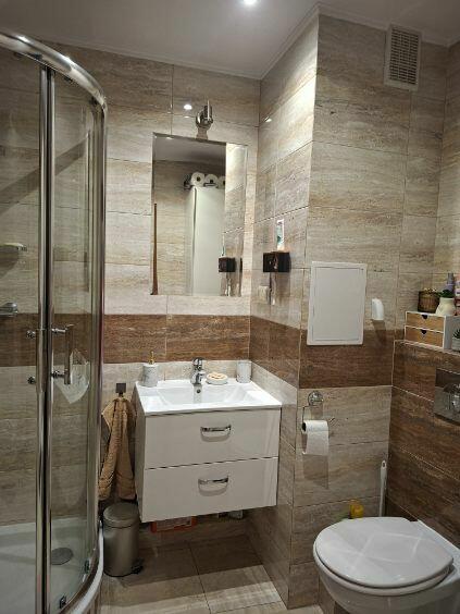 Sprzedam mieszkanie w rozliczeniu może być działka w górach.