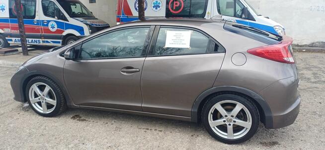 Honda Civic IX • 2013 • 1.8 i‑VTEC 140 KM • Comfort