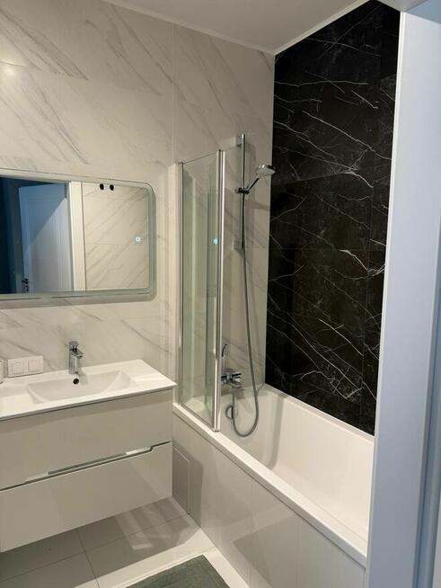 Nowoczesne i przytulne 2 pokoje – Nowy Budynek | Wynajem od