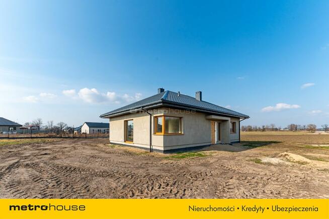 Dom z 4 pokojami czeka na swoich właścicieli!