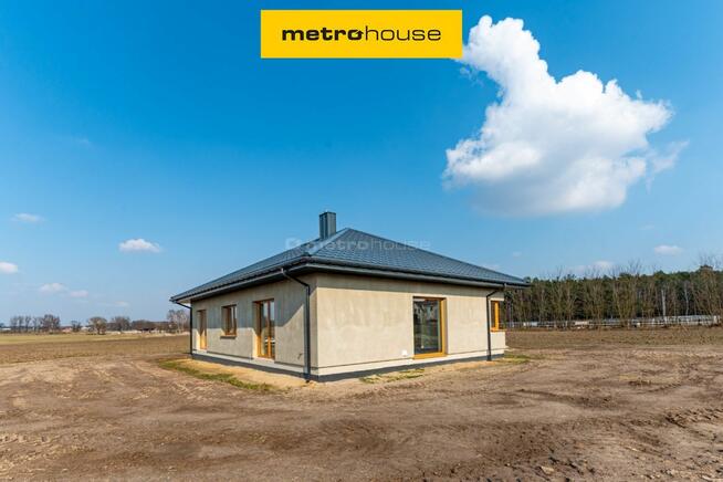 Dom z 4 pokojami czeka na swoich właścicieli!