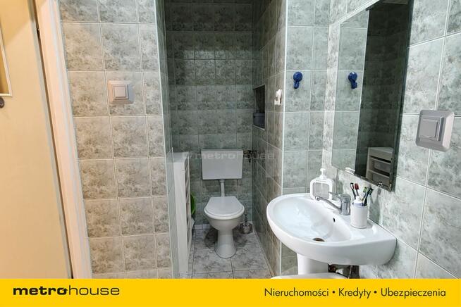 Na sprzedaż mieszkanie na parterze w kamienicy.