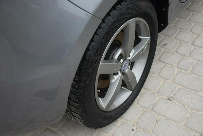 Volvo V40 1.6D 2015r Navi/ Klima/ Tempomat/ Hak/ Sprowadzony