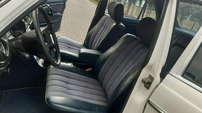 Mercedes-Benz 123 200