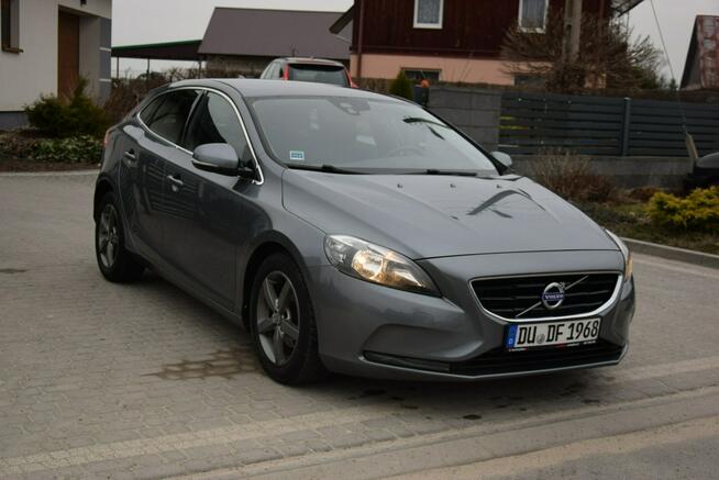 Volvo V40 1.6D 2015r Navi/ Klima/ Tempomat/ Hak/ Sprowadzony
