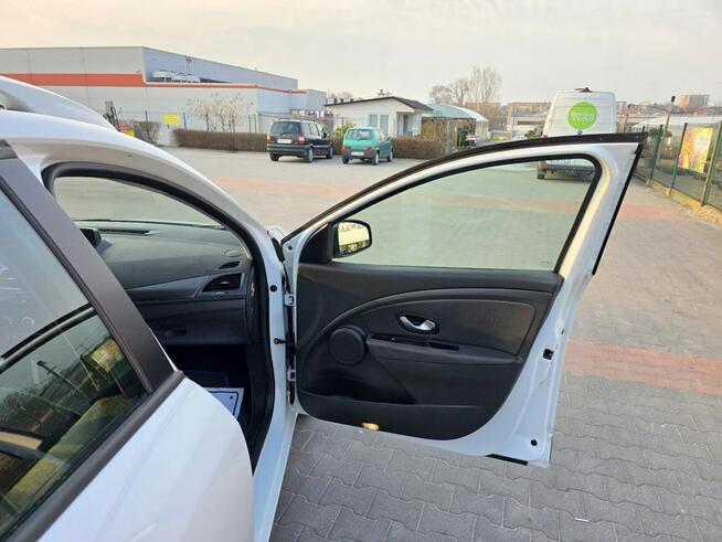 Renault Megane 1.6 16V 100 koni Nawigacja Klimatyzacja możliwa ZAMIANA