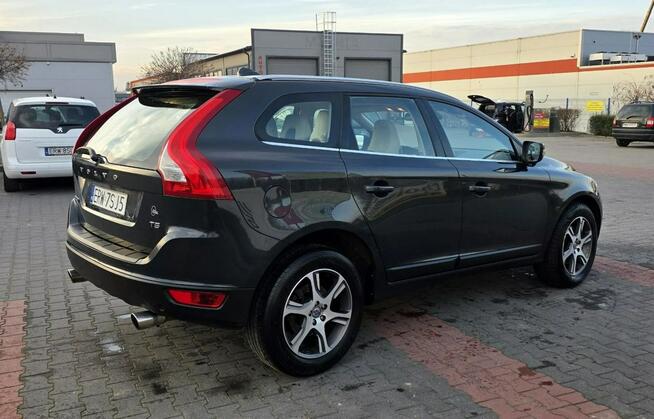 Volvo XC 60 2.0 T5 240 koni Skóra Nawigacja Klimatronik możliwa ZAMIANA