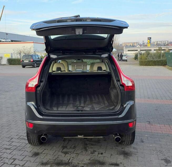 Volvo XC 60 2.0 T5 240 koni Skóra Nawigacja Klimatronik możliwa ZAMIANA