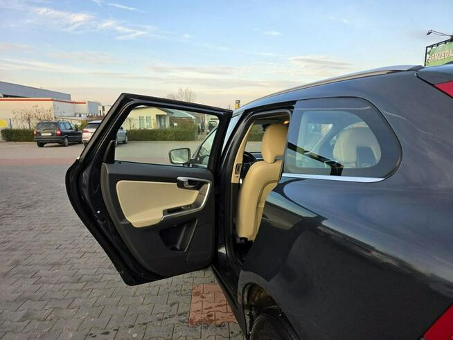 Volvo XC 60 2.0 T5 240 koni Skóra Nawigacja Klimatronik możliwa ZAMIANA