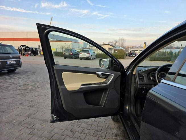 Volvo XC 60 2.0 T5 240 koni Skóra Nawigacja Klimatronik możliwa ZAMIANA