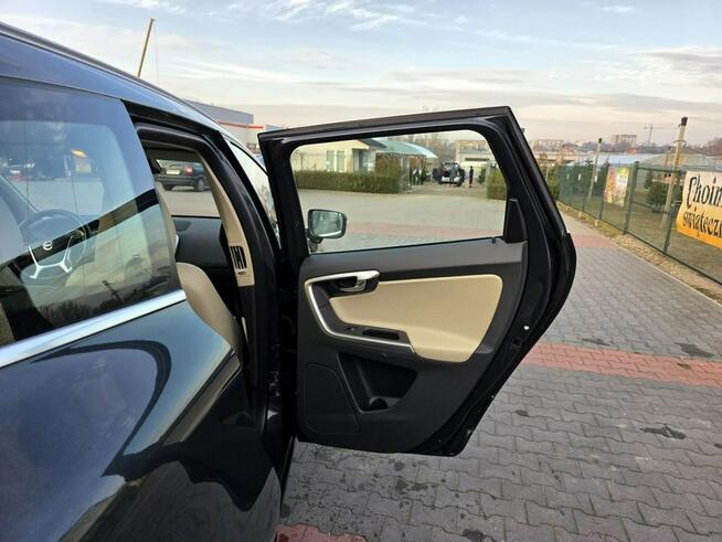 Volvo XC 60 2.0 T5 240 koni Skóra Nawigacja Klimatronik możliwa ZAMIANA