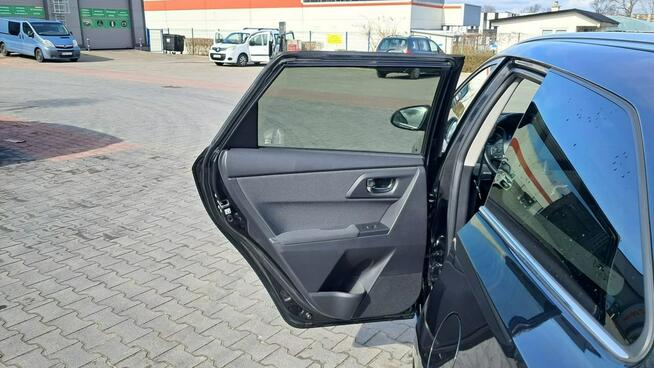 Toyota Auris 1.8 Hybryda Szklany dach Nawigacja Klimatronik możliwa ZAMAINA