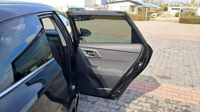 Toyota Auris 1.8 Hybryda Szklany dach Nawigacja Klimatronik możliwa ZAMAINA