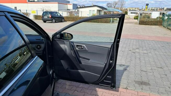 Toyota Auris 1.8 Hybryda Szklany dach Nawigacja Klimatronik możliwa ZAMAINA