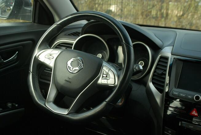 Ssangyong Tivoli 1,6 benzyna/gaz LPG.