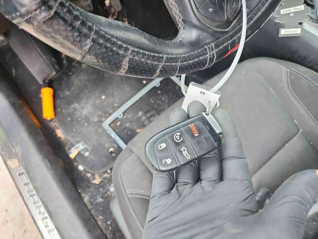 Dodge Charger SXT 3.6 V6 BENZYNA 2021r. oferta w transporcie 31.03 w NL