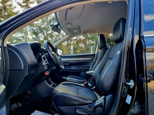 Mitsubishi Outlander 4x4 Serwis Navi Parktronic Kamera Tempomat Bluetooth Gwarancja!