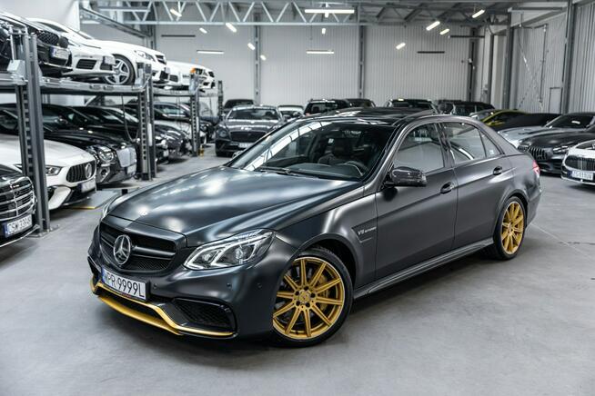 Mercedes E 63 AMG Performance Studio Special. Jeden na świecie.