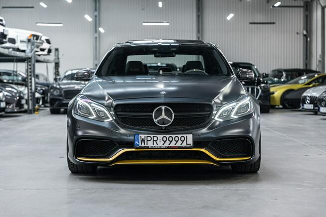 Mercedes E 63 AMG Performance Studio Special. Jeden na świecie.