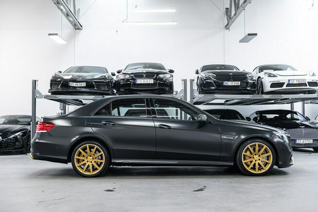 Mercedes E 63 AMG Performance Studio Special. Jeden na świecie.