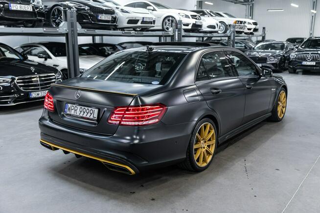 Mercedes E 63 AMG Performance Studio Special. Jeden na świecie.