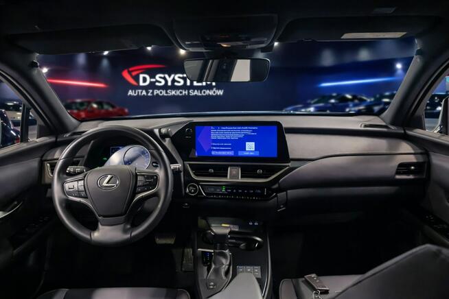 23 Salon Polska 2,0 HYBRID Lexus UX 2.0 250h F Sport Design+